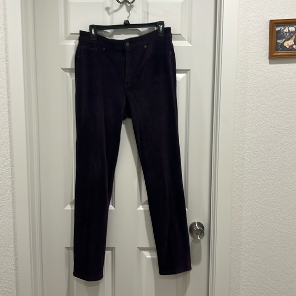 Gloria Vanderbilt corduroy, purple leggings.